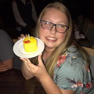 Meet your Posher, Whitney